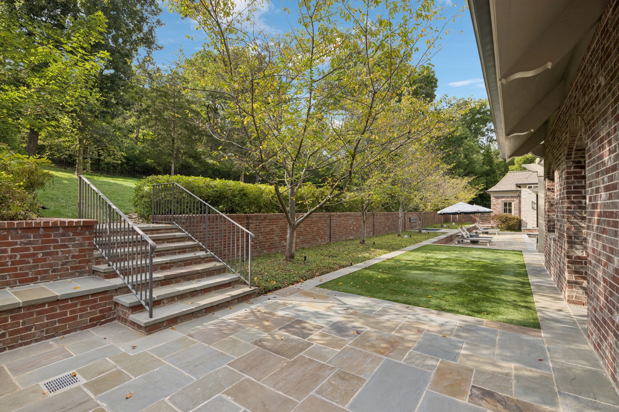 283 Jones Pkwy