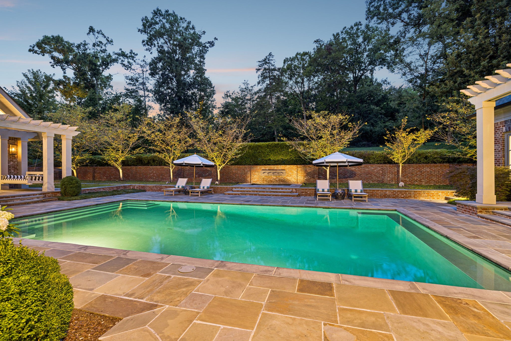 283 Jones Pkwy