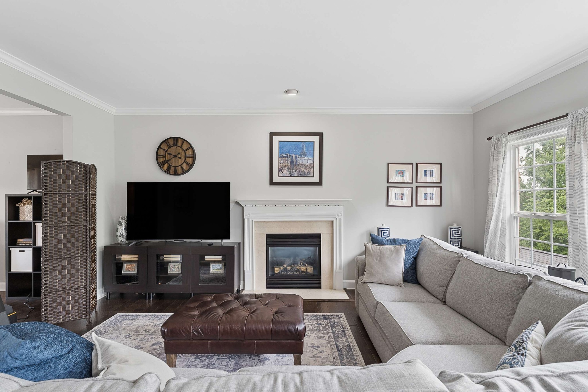 1206 Broadmoor Cir