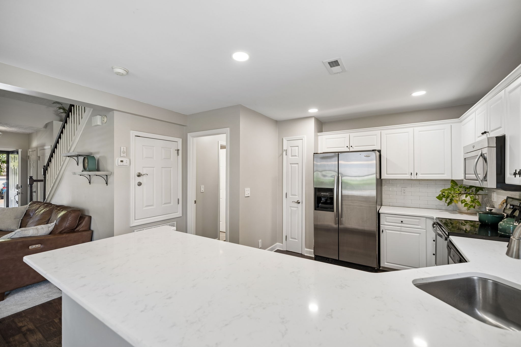 3219 Gardendale Dr