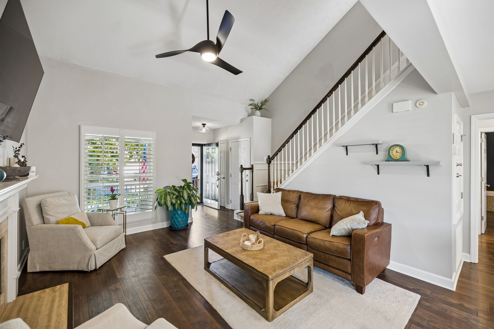 3219 Gardendale Dr