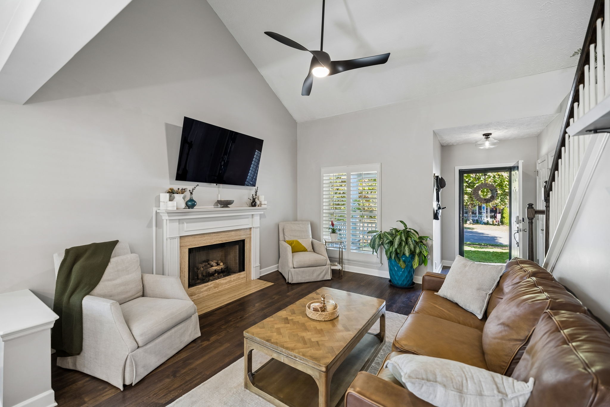 3219 Gardendale Dr