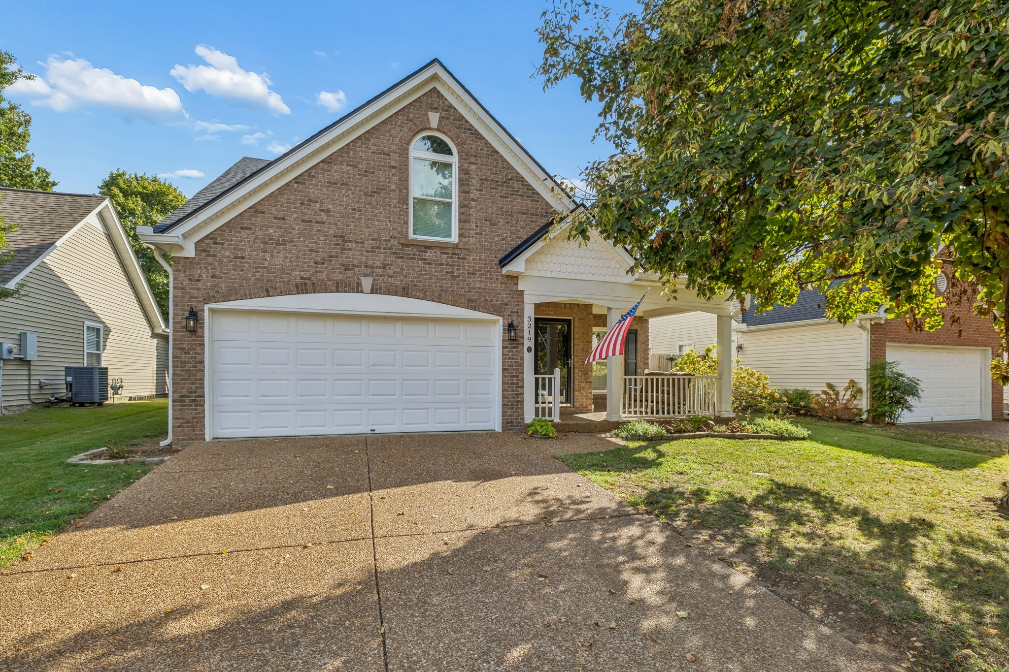 3219 Gardendale Dr