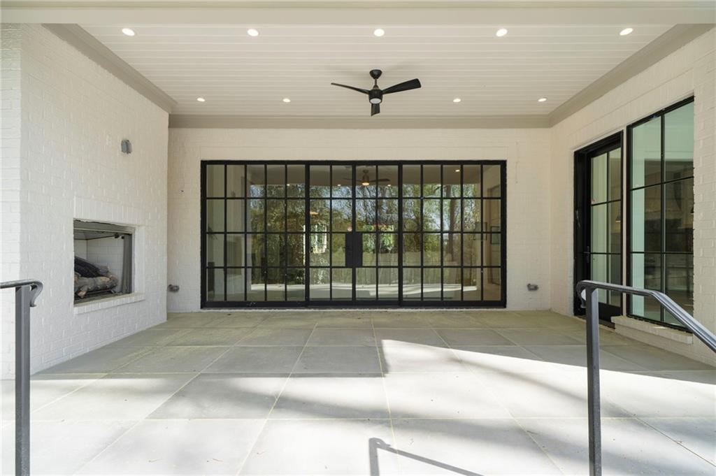 1074 Moores Mill Road NW