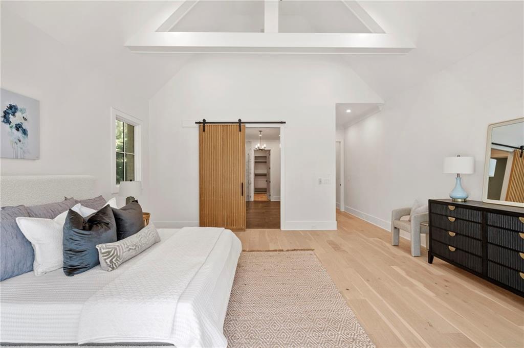 1074 Moores Mill Road NW