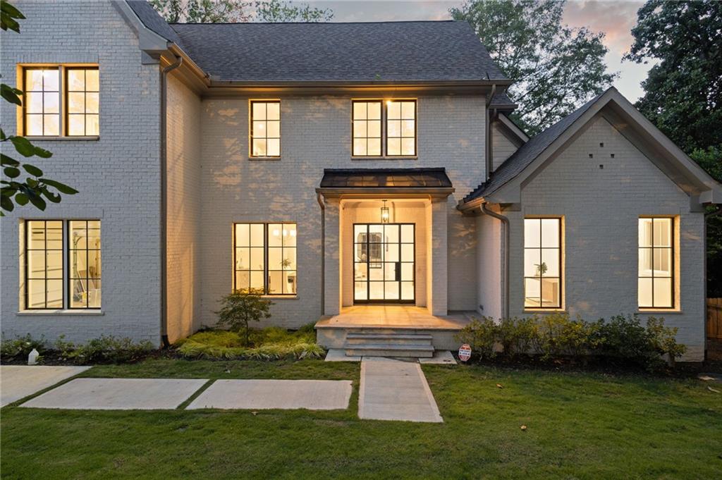 1074 Moores Mill Road NW