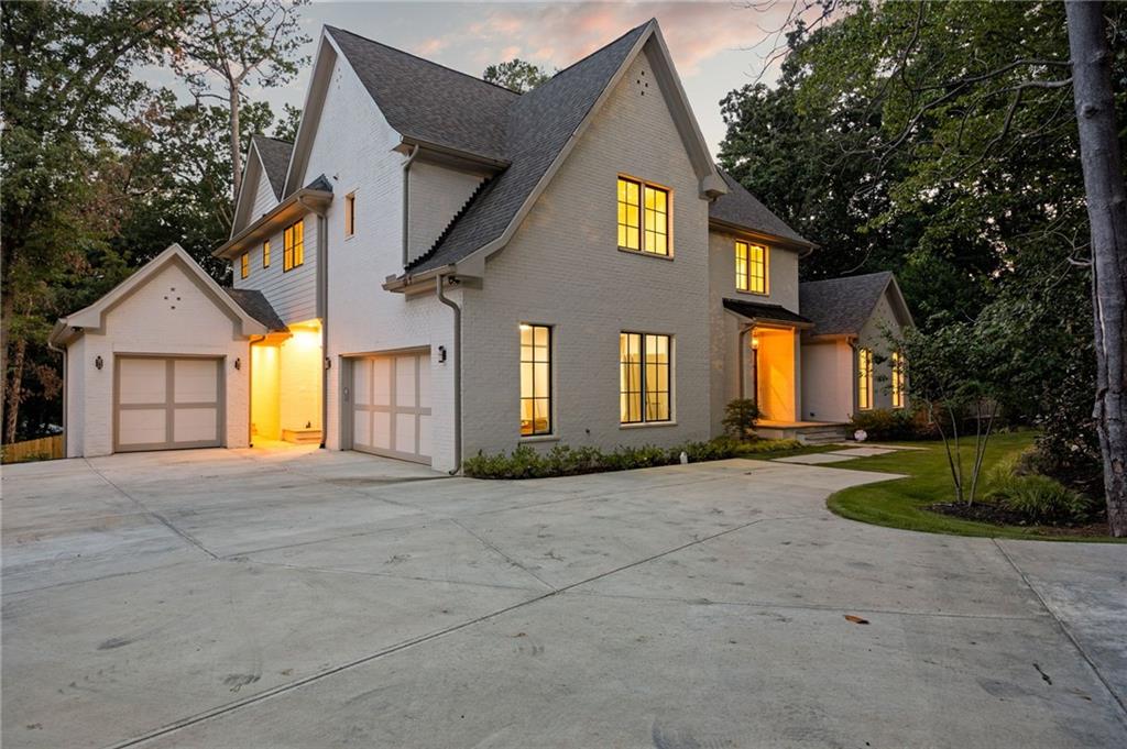 1074 Moores Mill Road NW