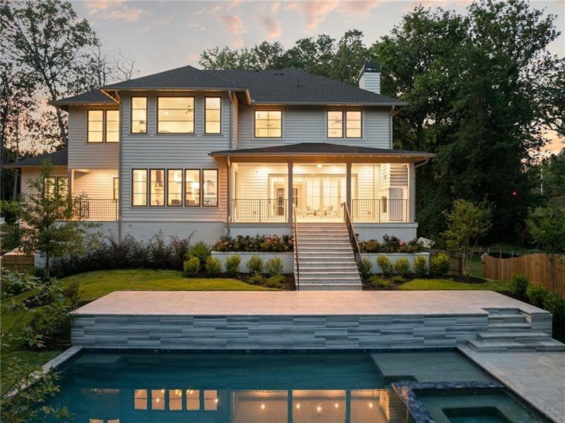1068 Moores Mill Road NW