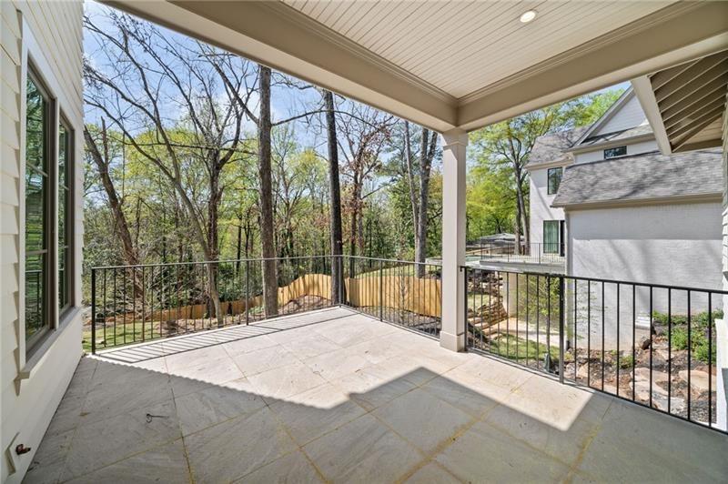 1068 Moores Mill Road NW