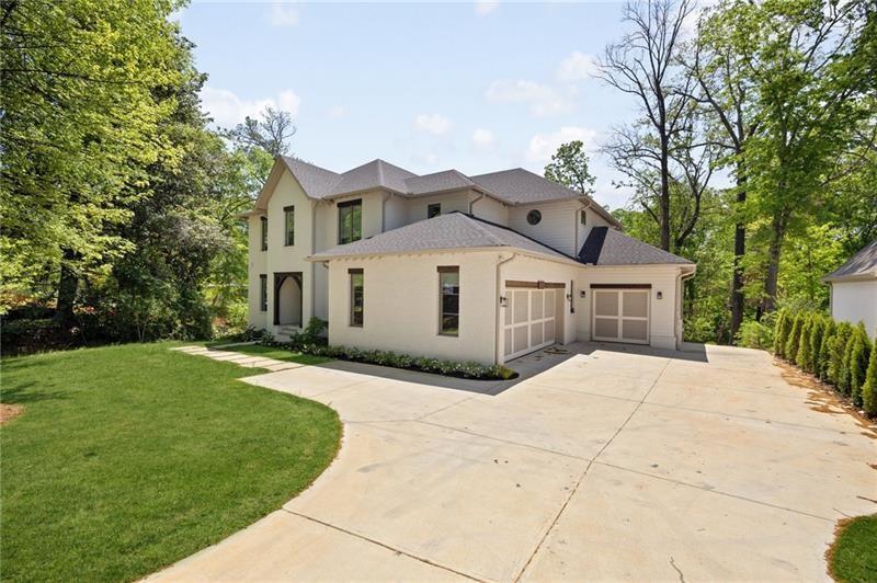 1068 Moores Mill Road NW