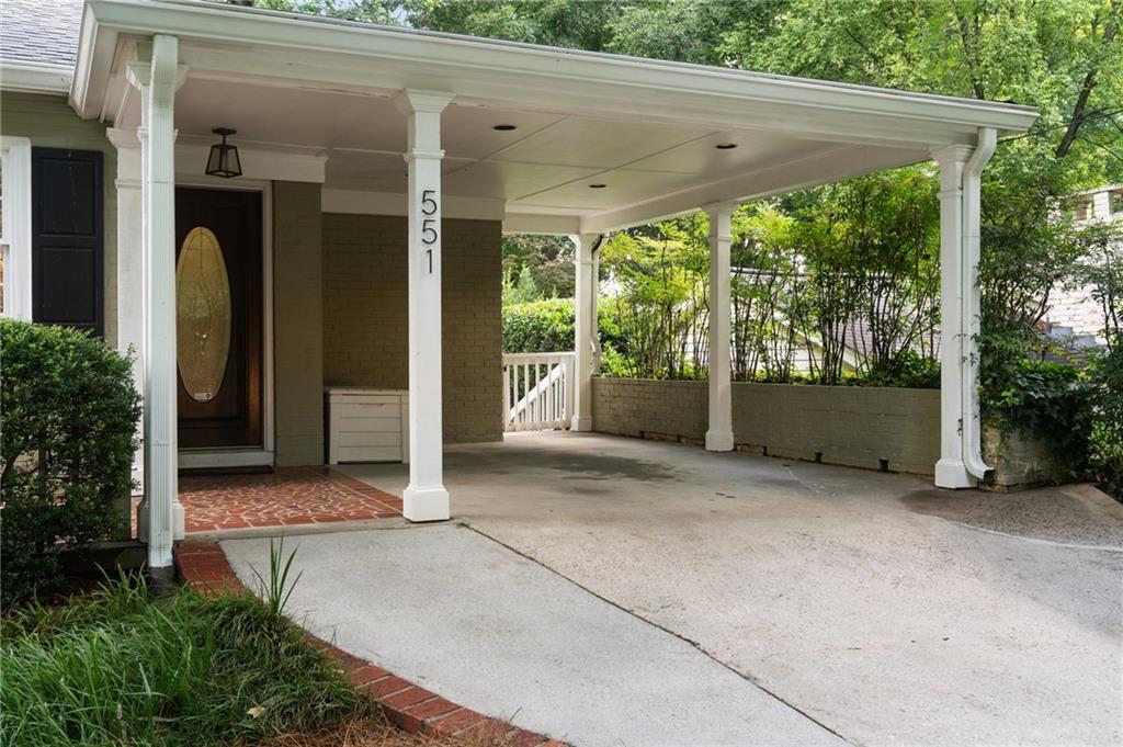 551 Overbrook Drive NW