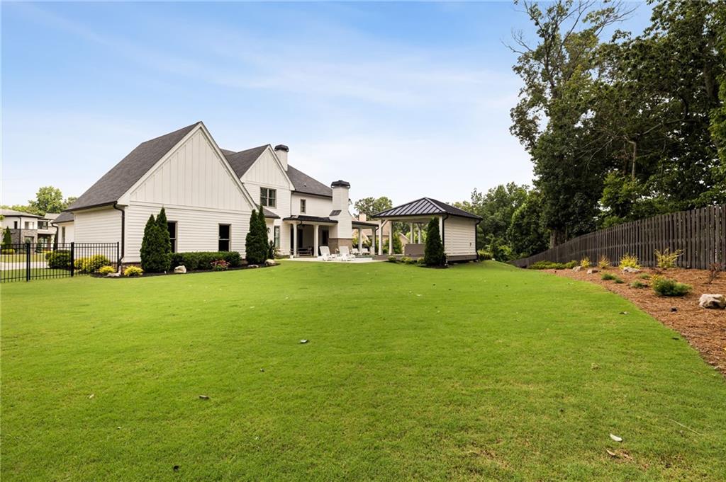 706 Bass Way