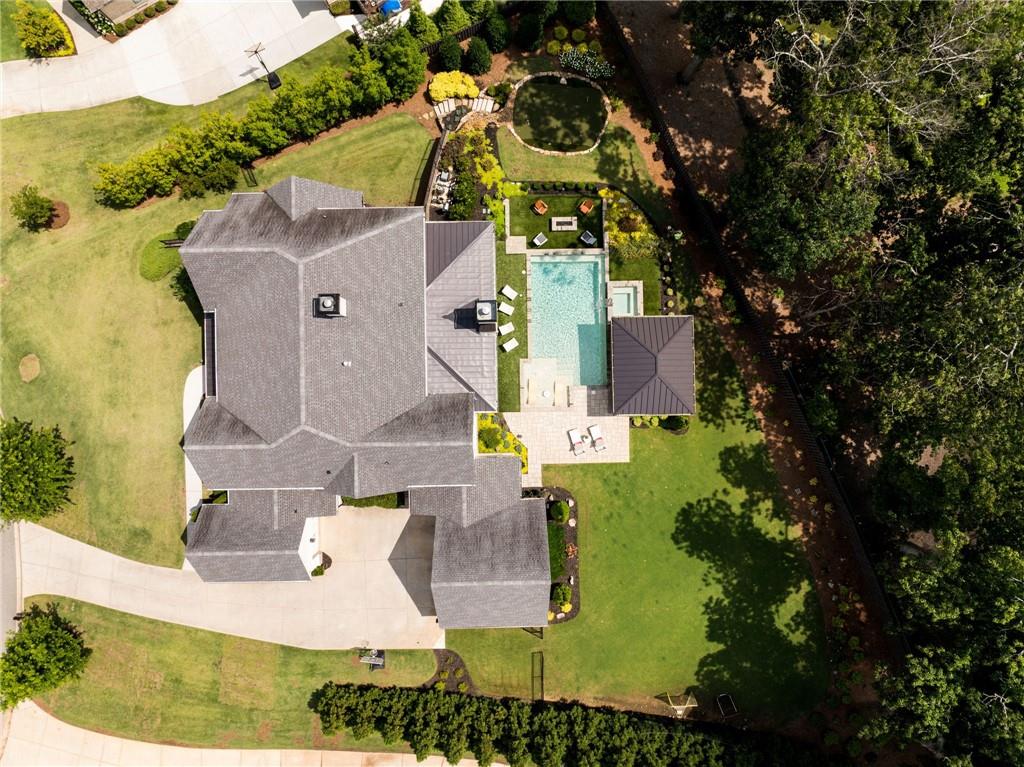706 Bass Way