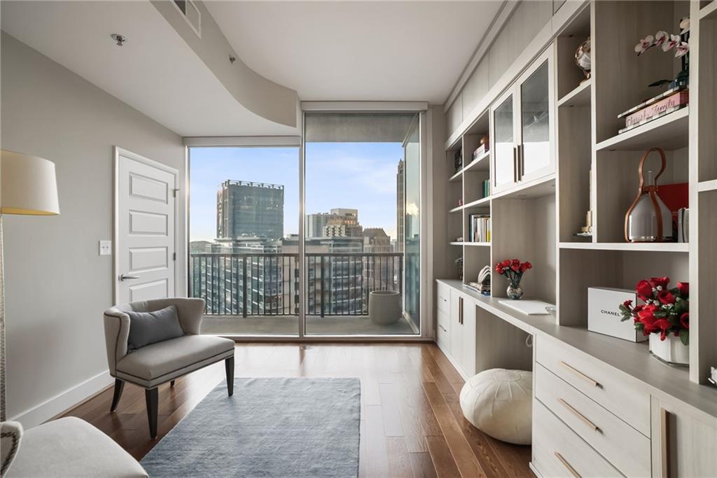 1080 Peachtree Street NE Unit 2315