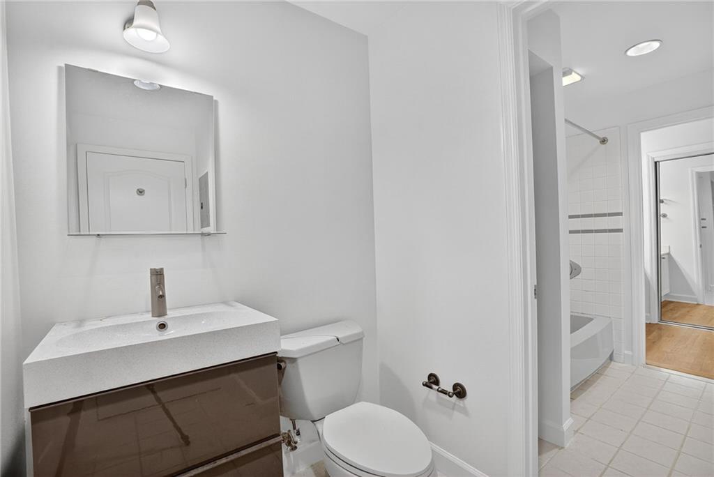 3475 Oak Valley Road NE Unit 250