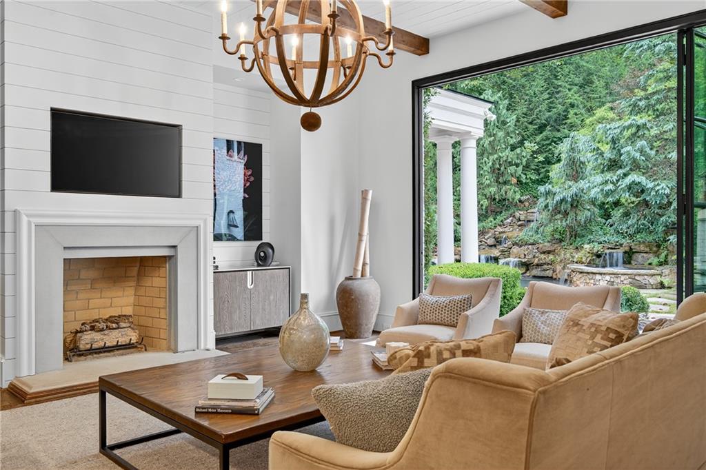 120 Burdette Trail