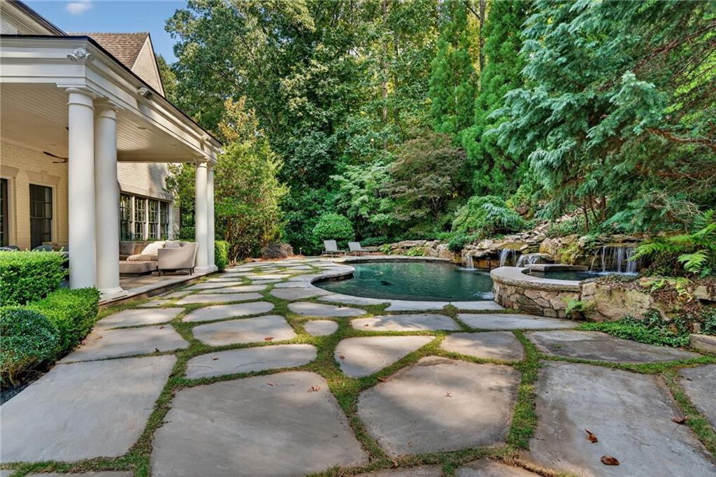 120 Burdette Trail