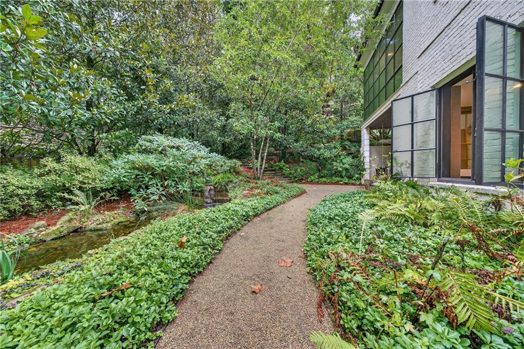 120 Burdette Trail