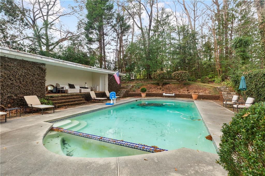 3056 E Pine Valley Road NW