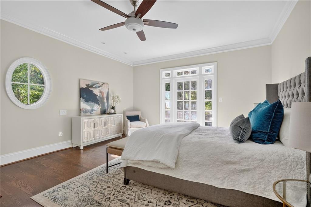 1018 Peachtree Battle Circle NW