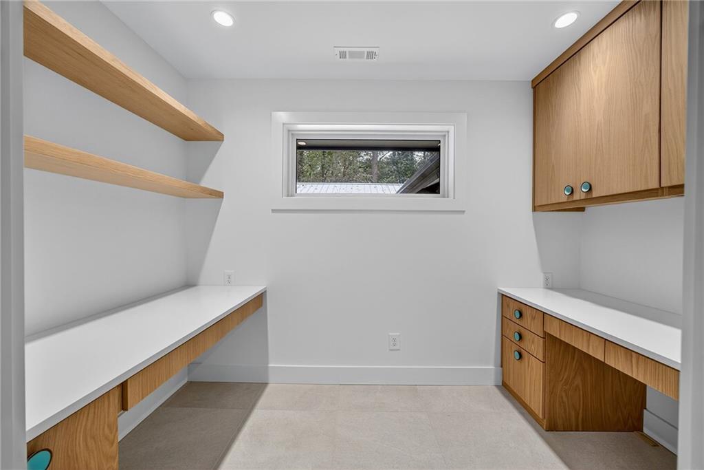 585 Amberidge Trail