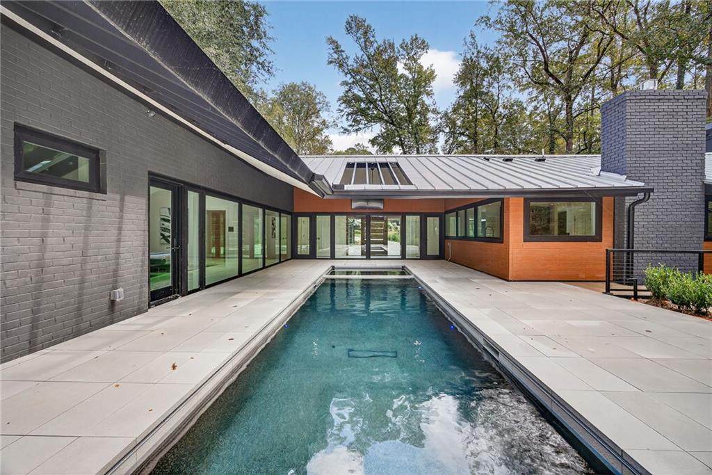 585 Amberidge Trail