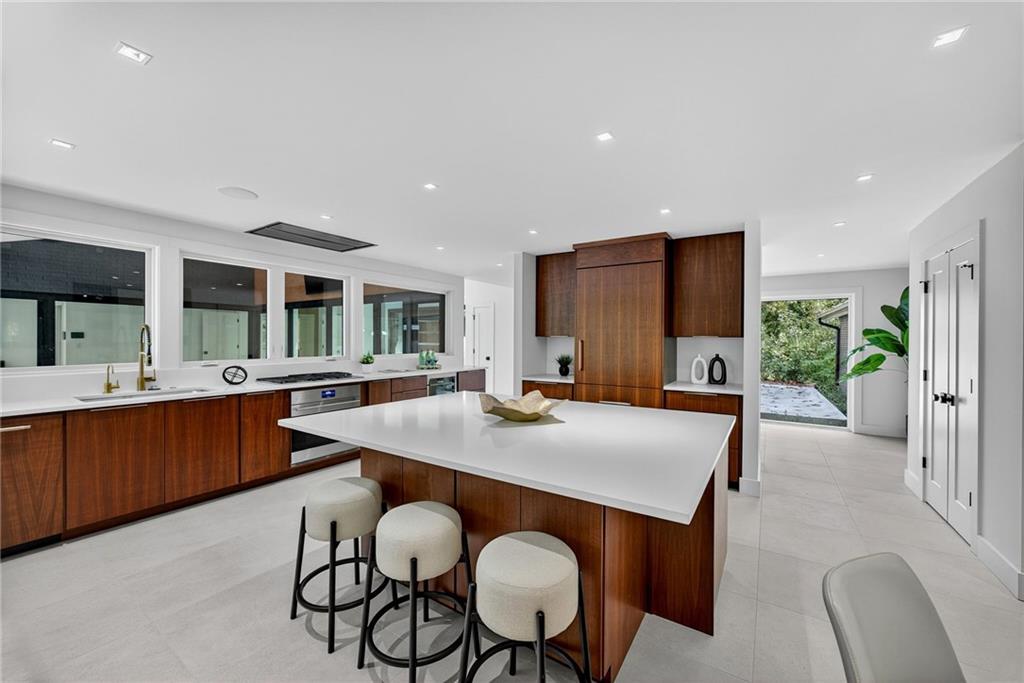 585 Amberidge Trail