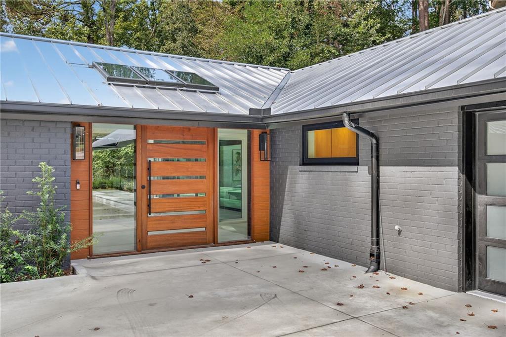 585 Amberidge Trail