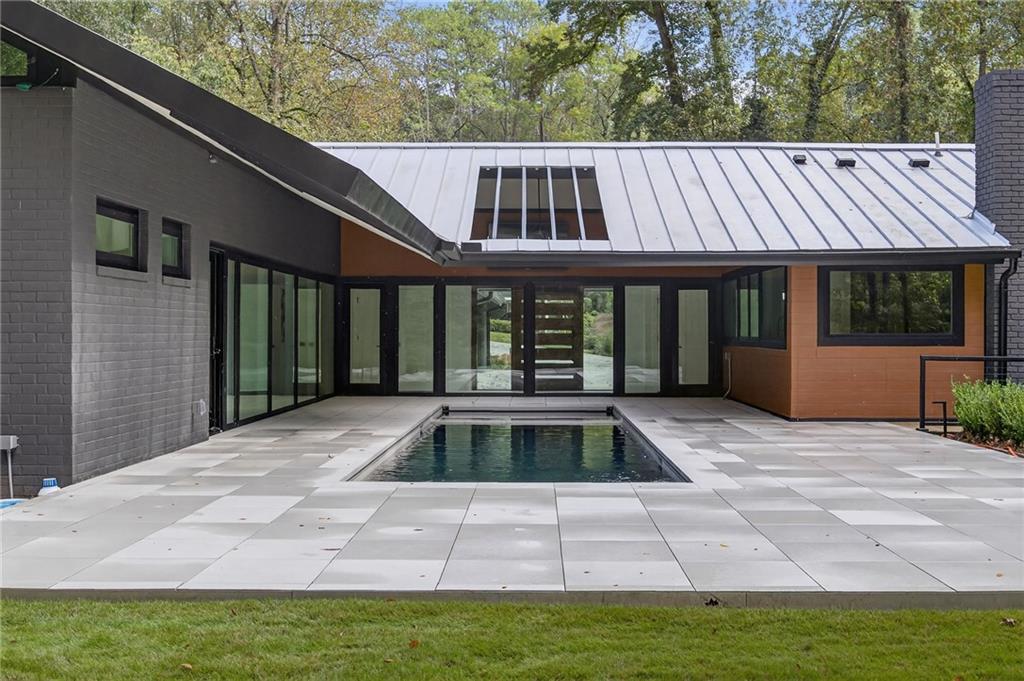 585 Amberidge Trail