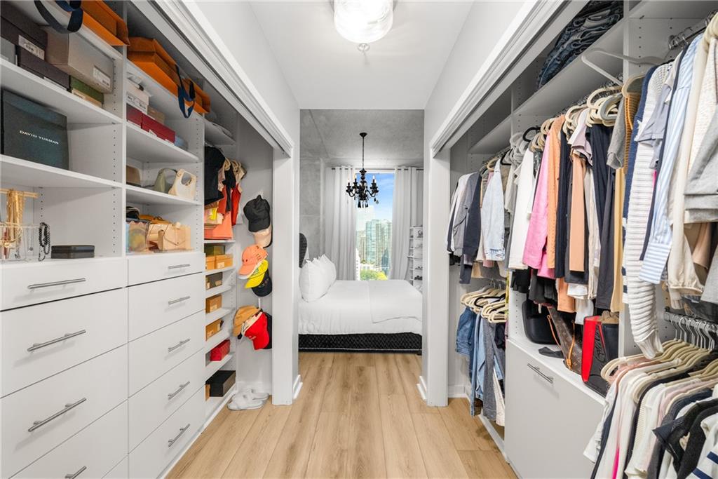 860 Peachtree Street NE Unit 2105