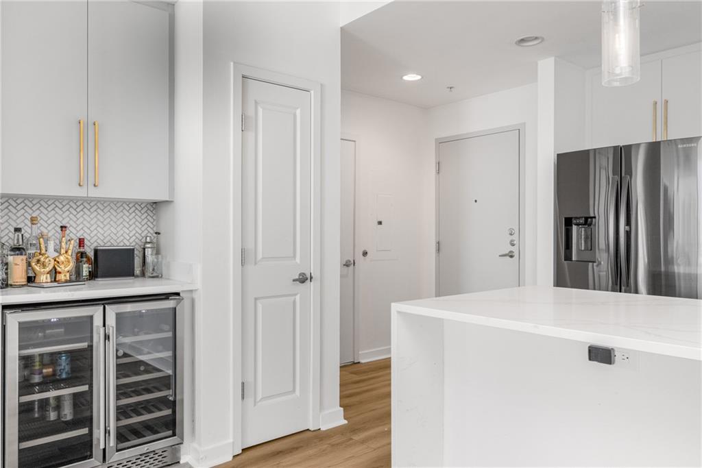 860 Peachtree Street NE Unit 2105