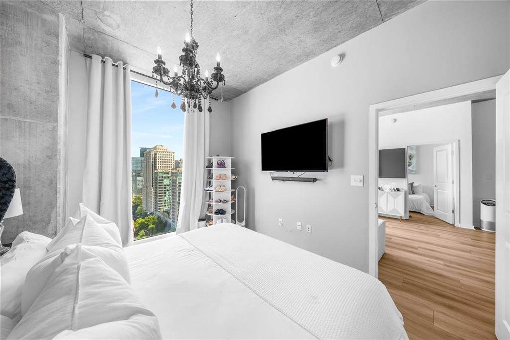 860 Peachtree Street NE Unit 2105