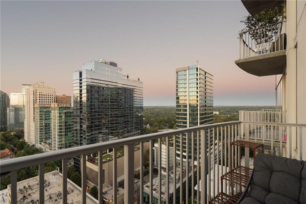860 Peachtree Street NE Unit 2105