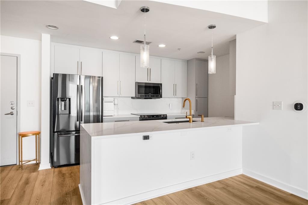 860 Peachtree Street NE Unit 2105