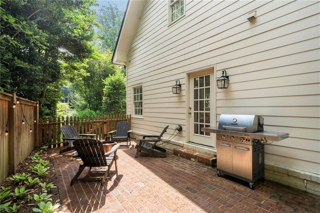 3894 Land O Lakes Drive NE