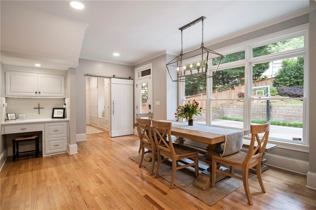 3894 Land O Lakes Drive NE