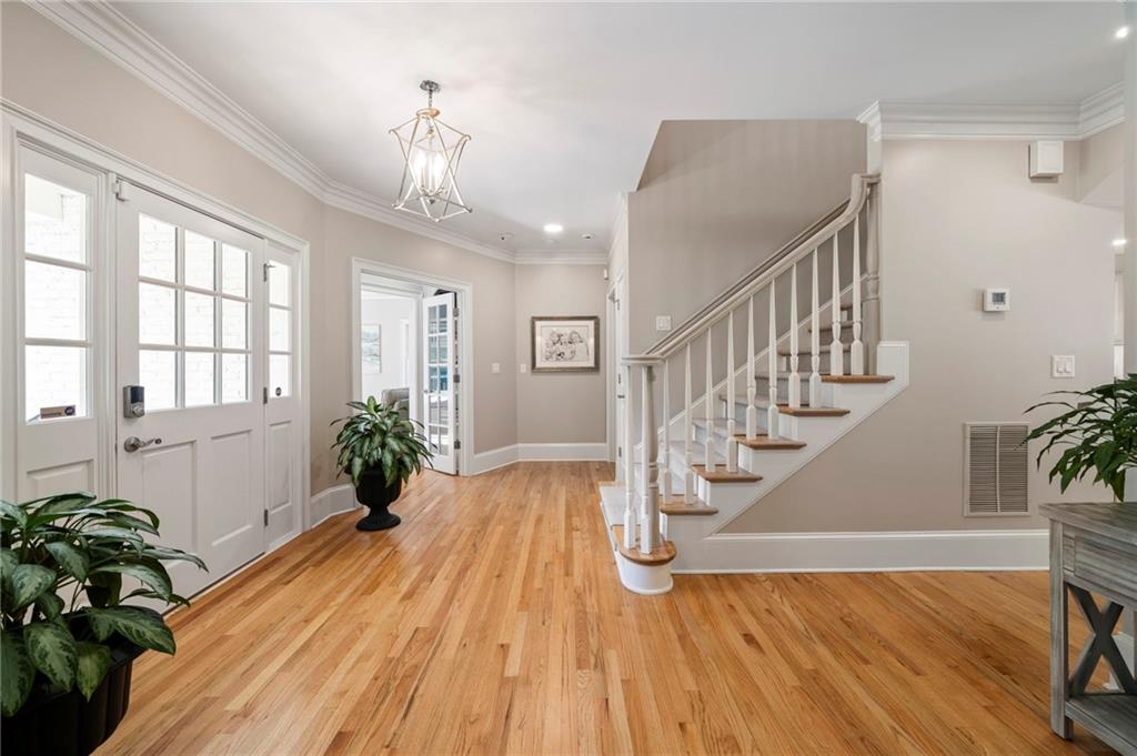 3894 Land O Lakes Drive NE