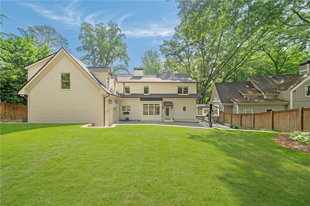 3894 Land O Lakes Drive NE