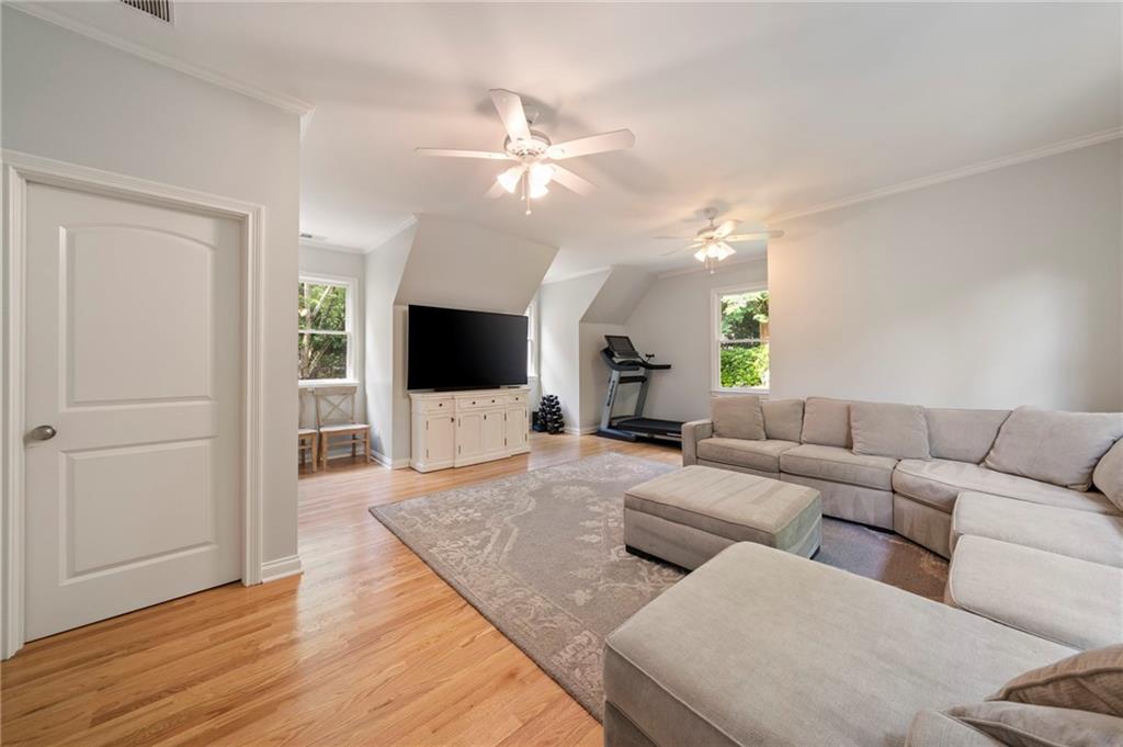 3894 Land O Lakes Drive NE