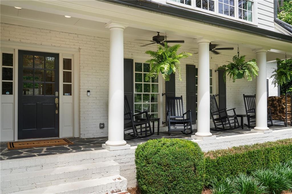 3894 Land O Lakes Drive NE