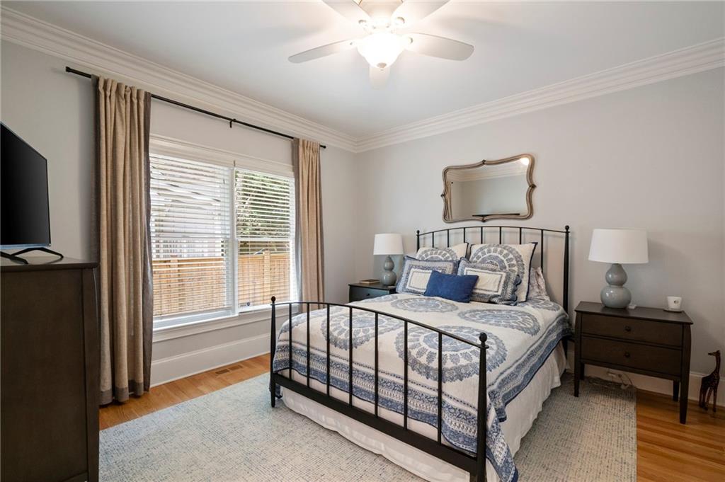 3894 Land O Lakes Drive NE