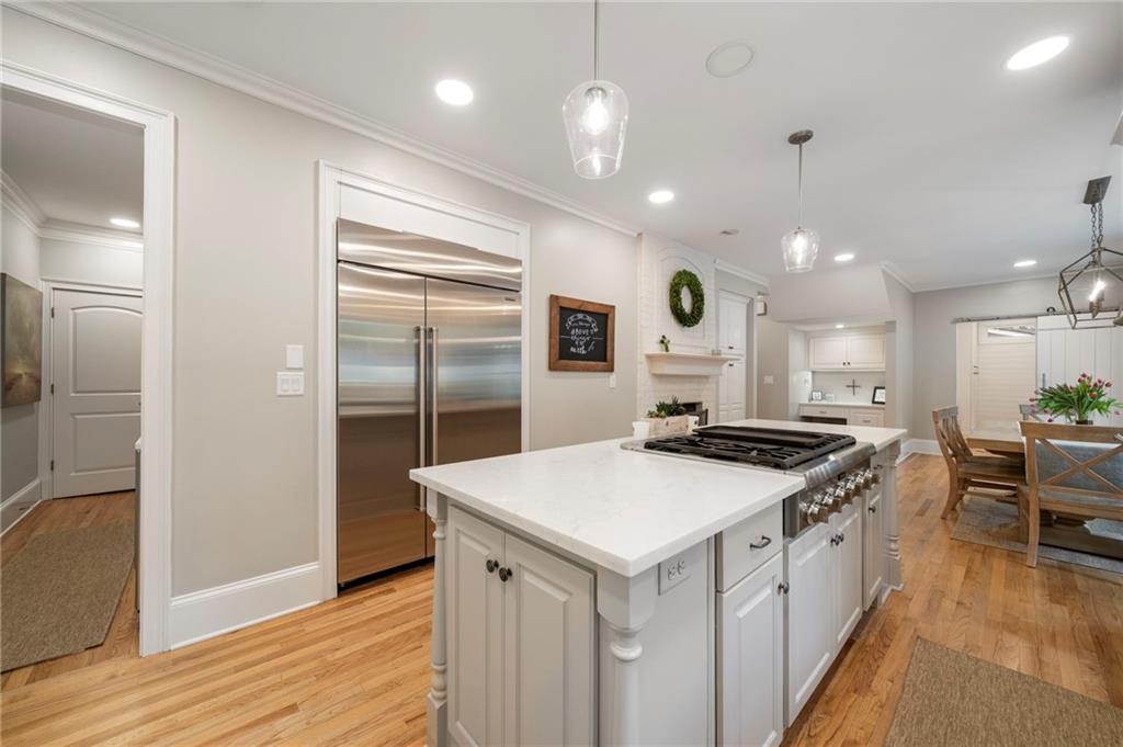 3894 Land O Lakes Drive NE