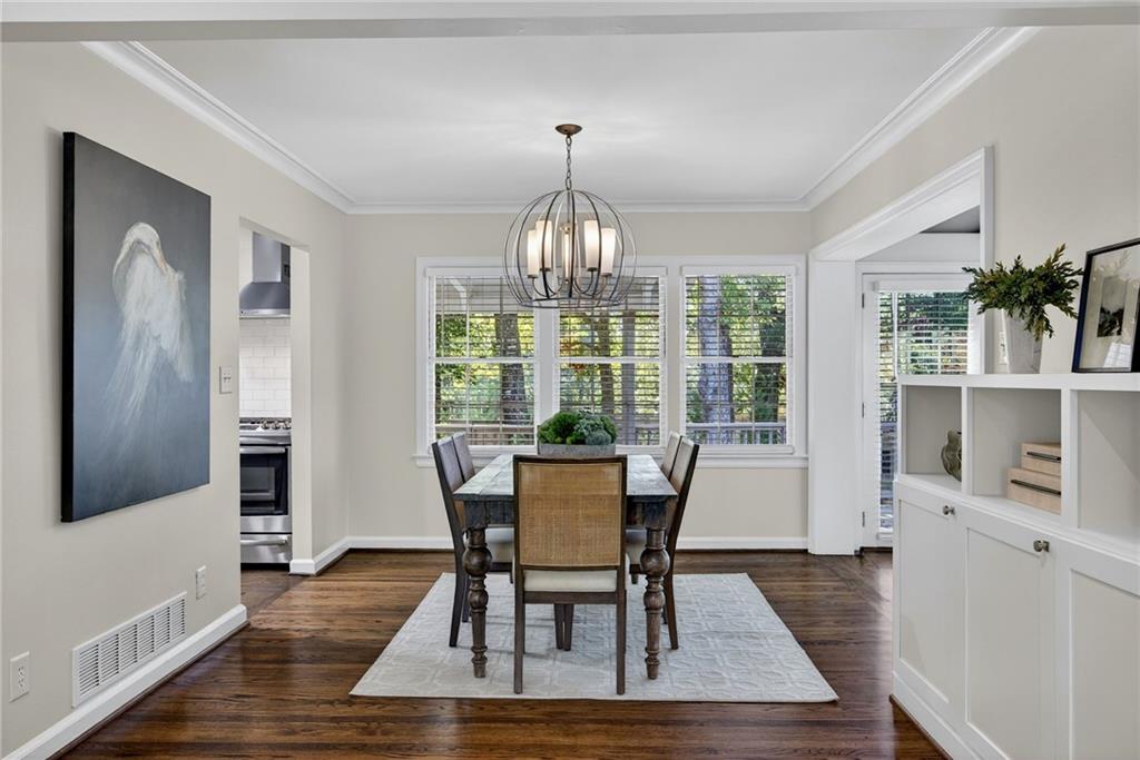 1072 Northcliffe Drive NW