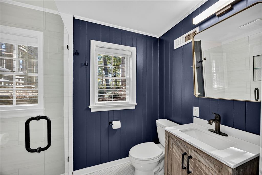 1072 Northcliffe Drive NW