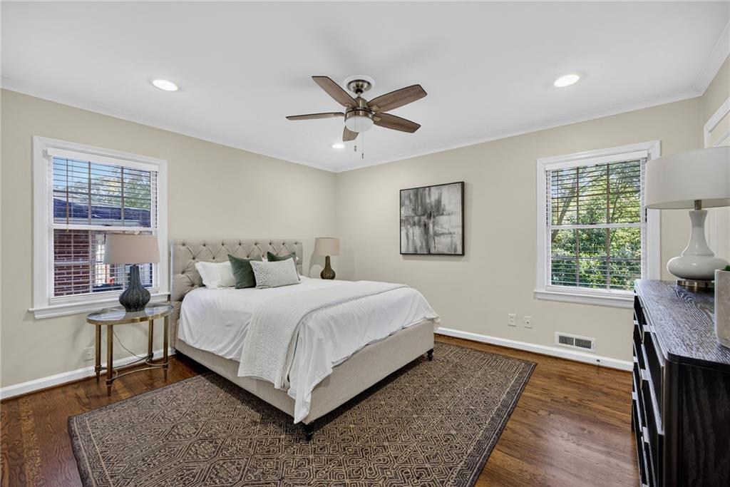 1072 Northcliffe Drive NW