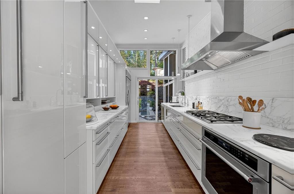 1196 Converse Drive NE