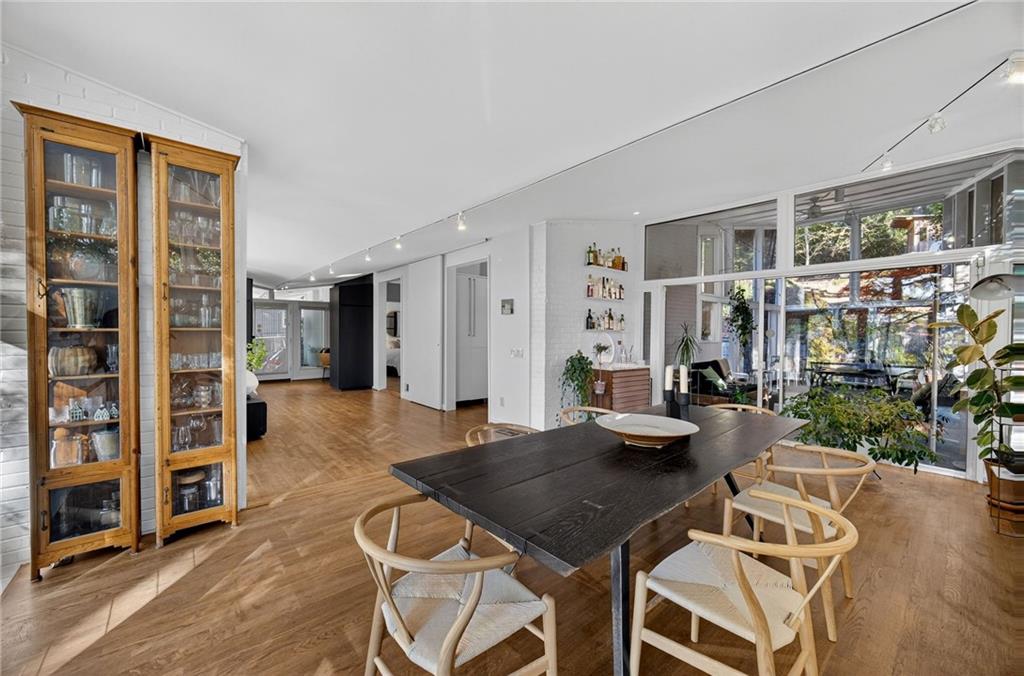 1196 Converse Drive NE