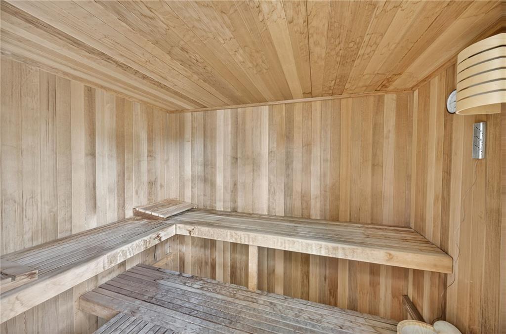 1196 Converse Drive NE