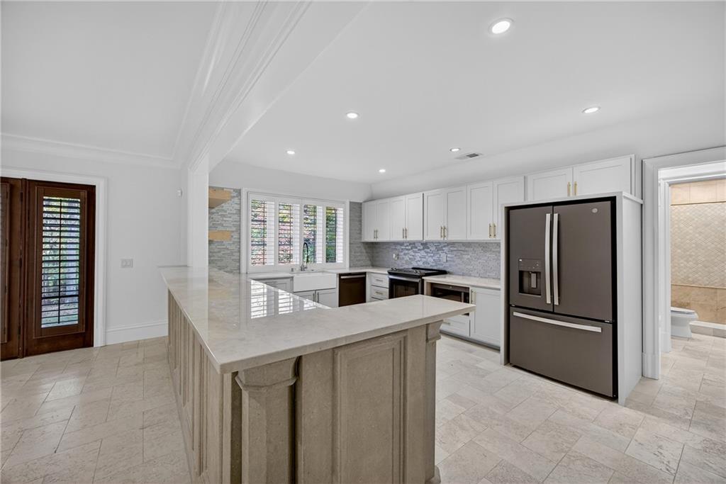 1250 Beechwood Hills Court NW