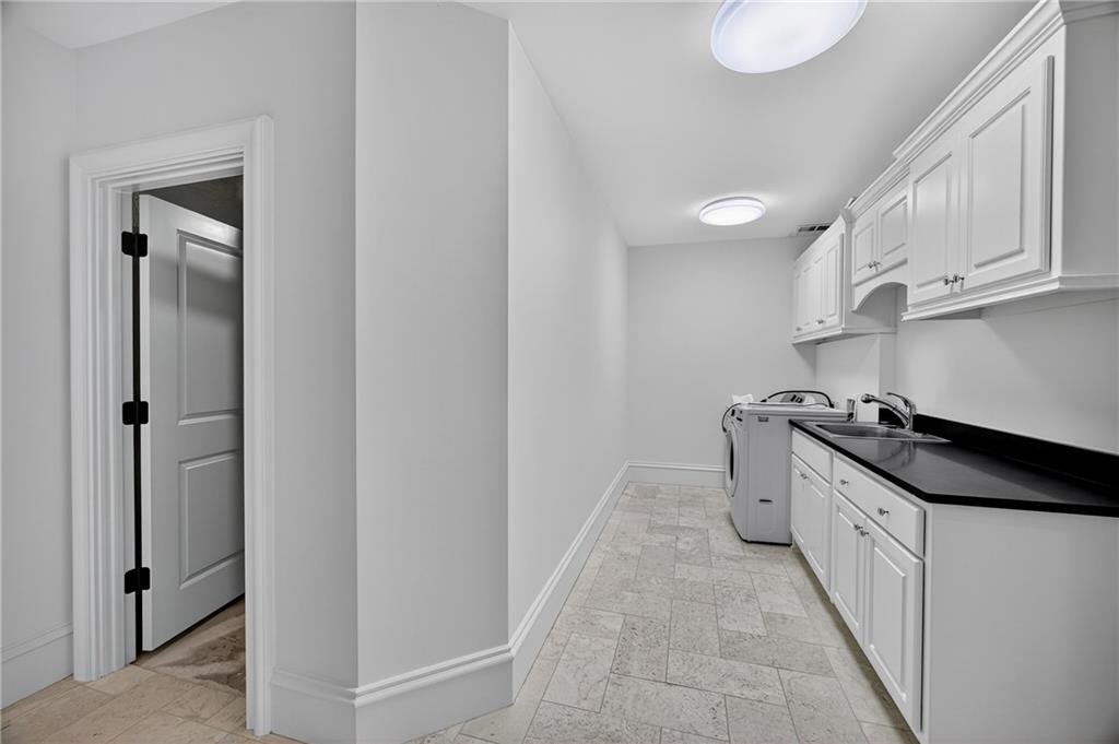 1250 Beechwood Hills Court NW